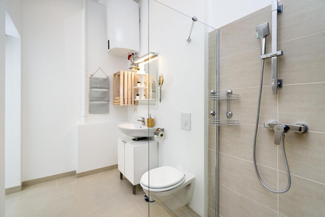 The Lohmeyerstr Vh Links, 2 Bedroom Up To 5 People Berlín Exterior foto